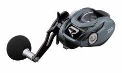 Daiwa Lexa TW 400 Baitcasting Reels -Daiwa LEXA300TWS side scaled 1